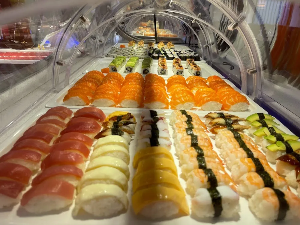 Petit Barquette de Sushi